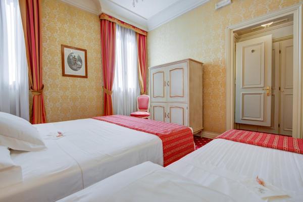 Superior Double Room with Extra Bed